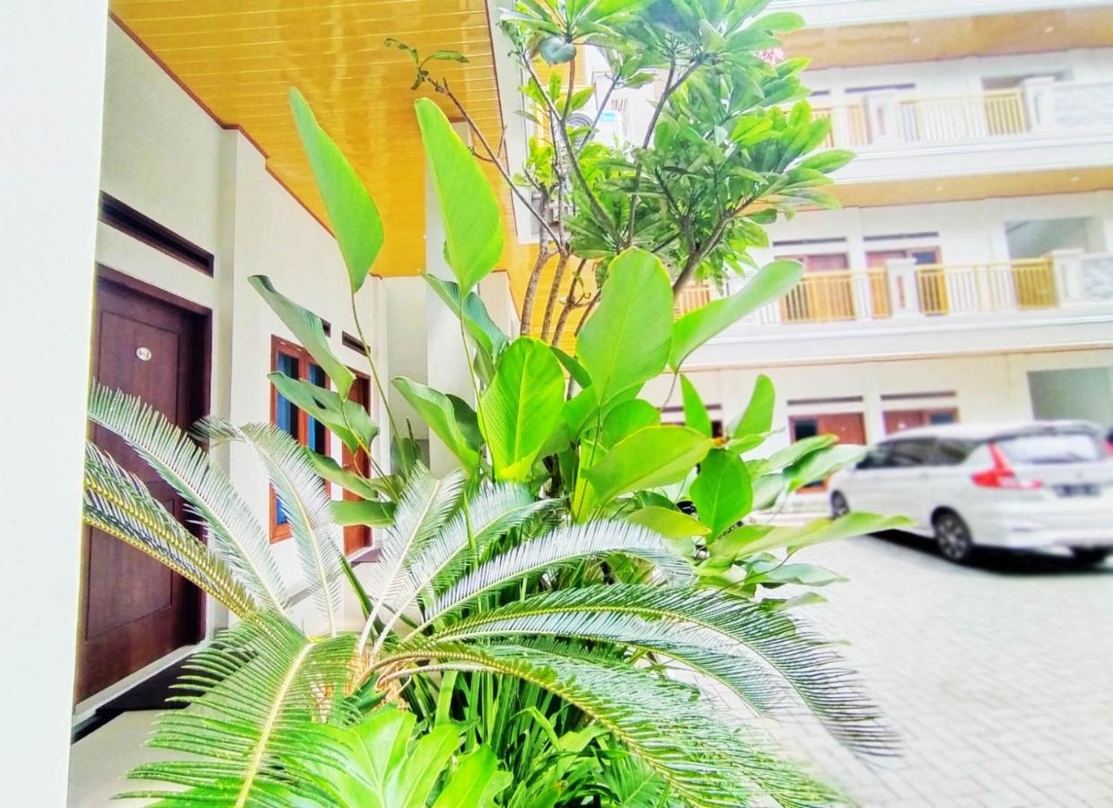 Hometown Residence Bandar Lampung Exteriér fotografie